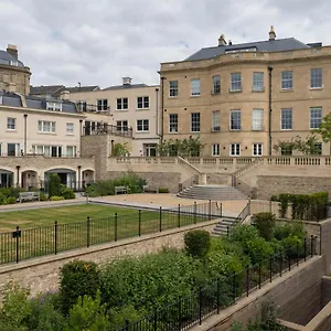 Penthouse With Amazing Views And Lift Access Apartment