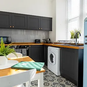St Marys - Modern In Charming Market Town In The Peak District Apartment Penistone